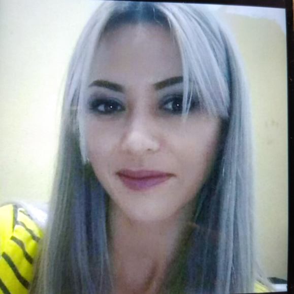 Meet your Posher, Angie - Picture 1 of 1